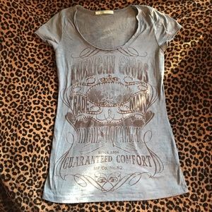 Blue Maurice’s top